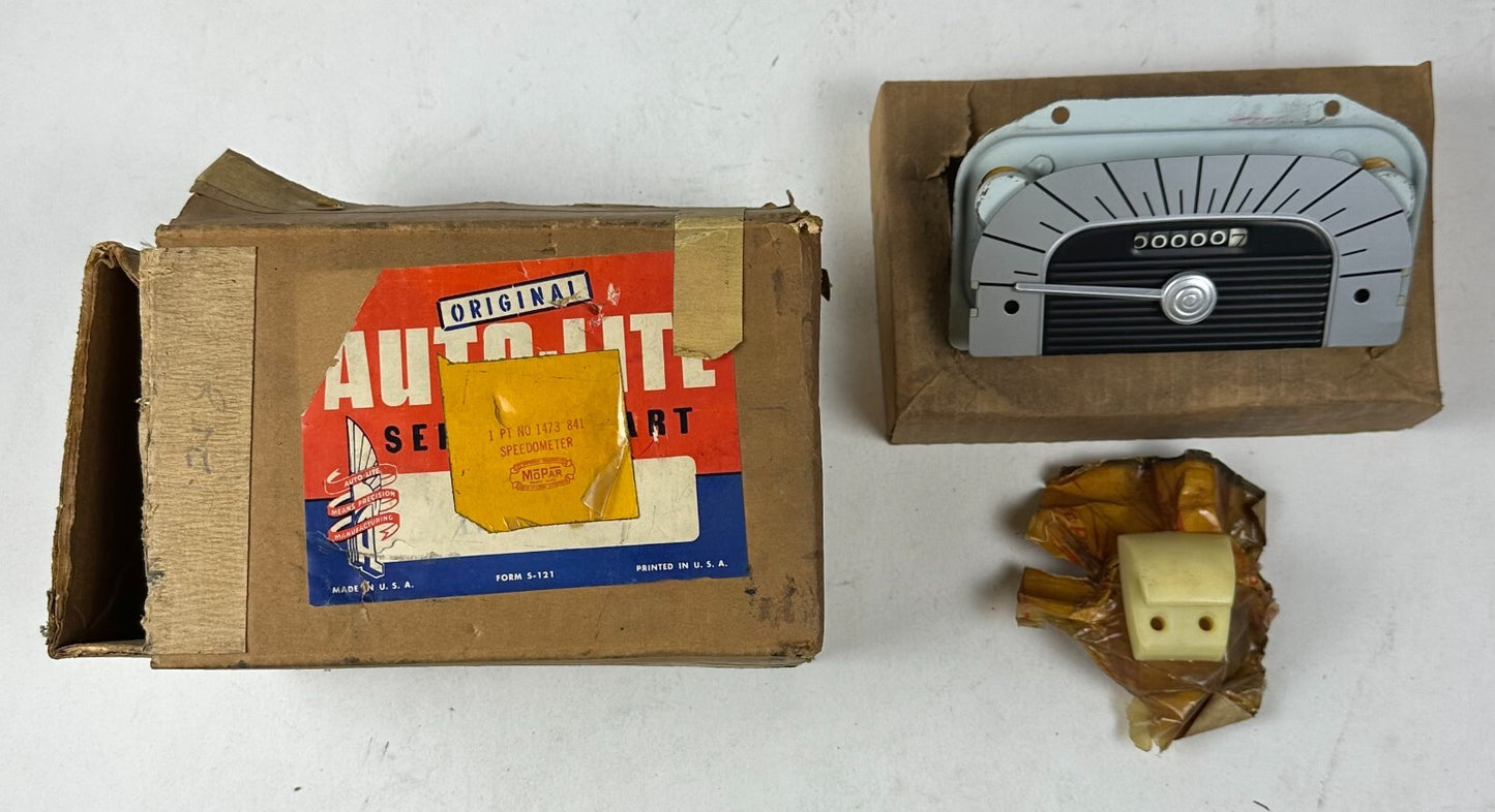 New Old Stock Speedometer for 1951-3 Plymouth Models Mopar #1473841