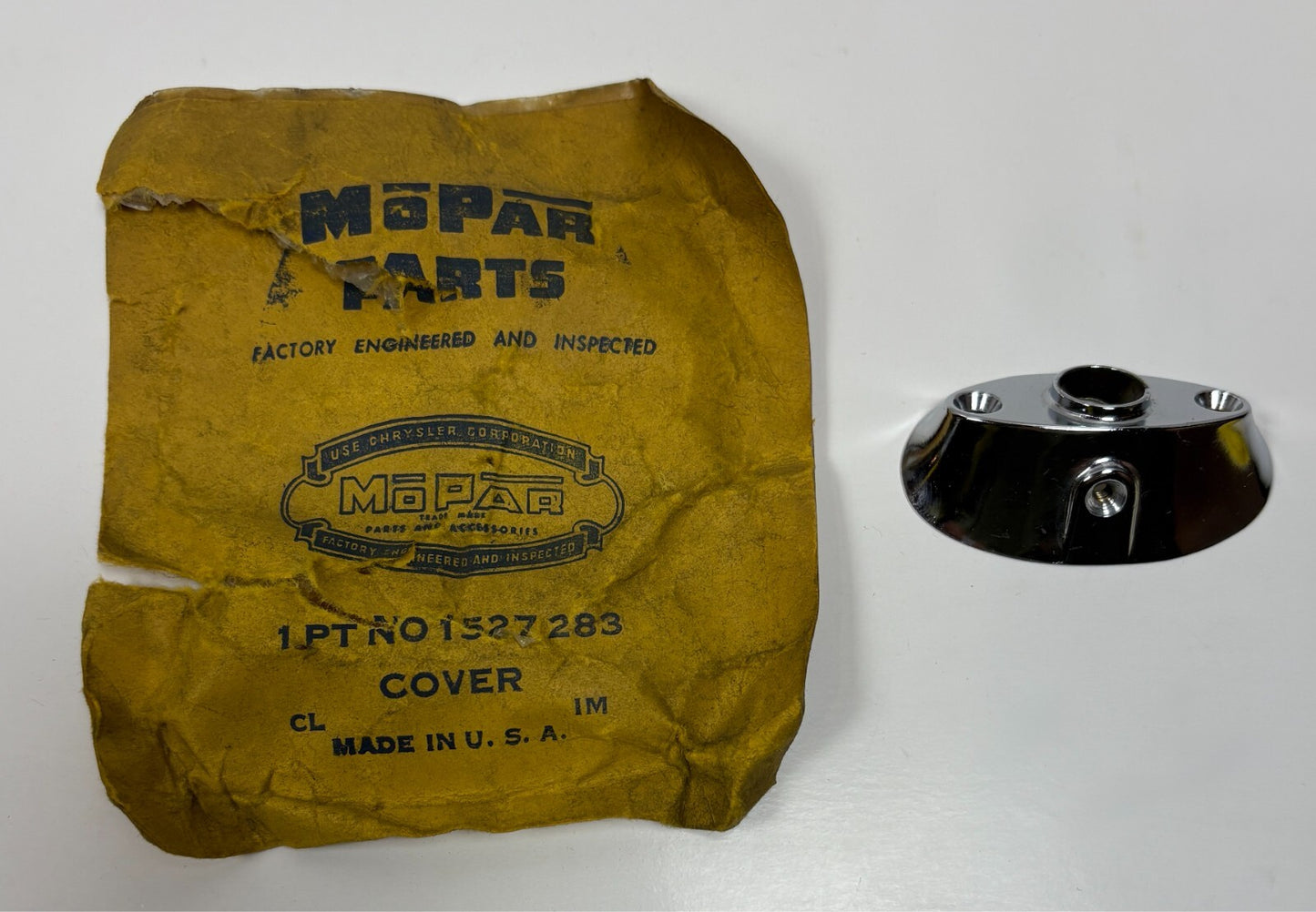 New Old Stock Wiper Pivot Cover for 1953 Chrysler & Desoto Models Mopar #1527283