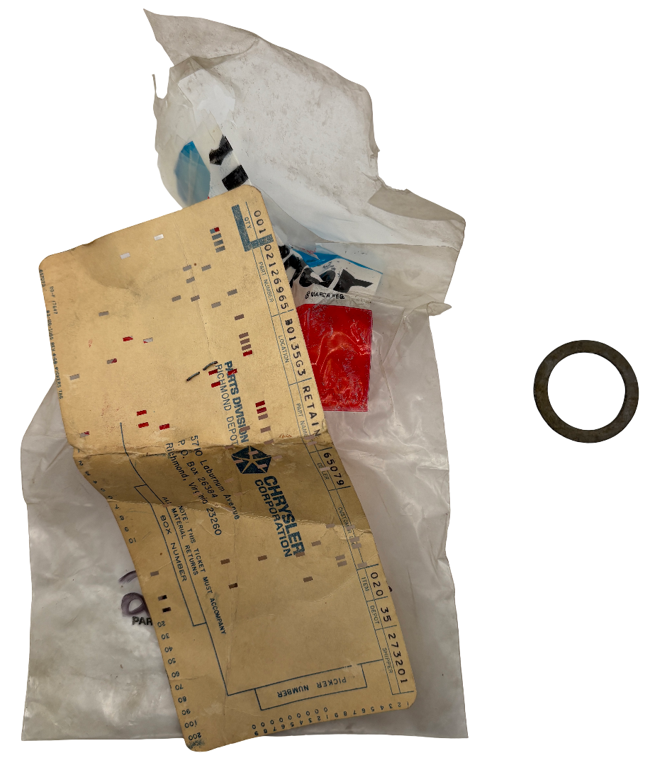 New Old Stock Power Steering Shaft Oil Seal Retainer for 1962-73 Mopar #2126965