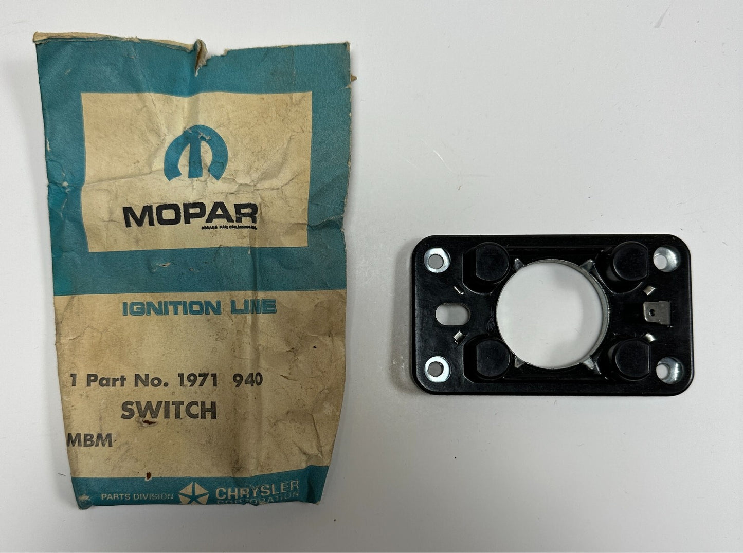 New Old Stock Horn Switch for 1960-61 Square Type Models Mopar #1971940
