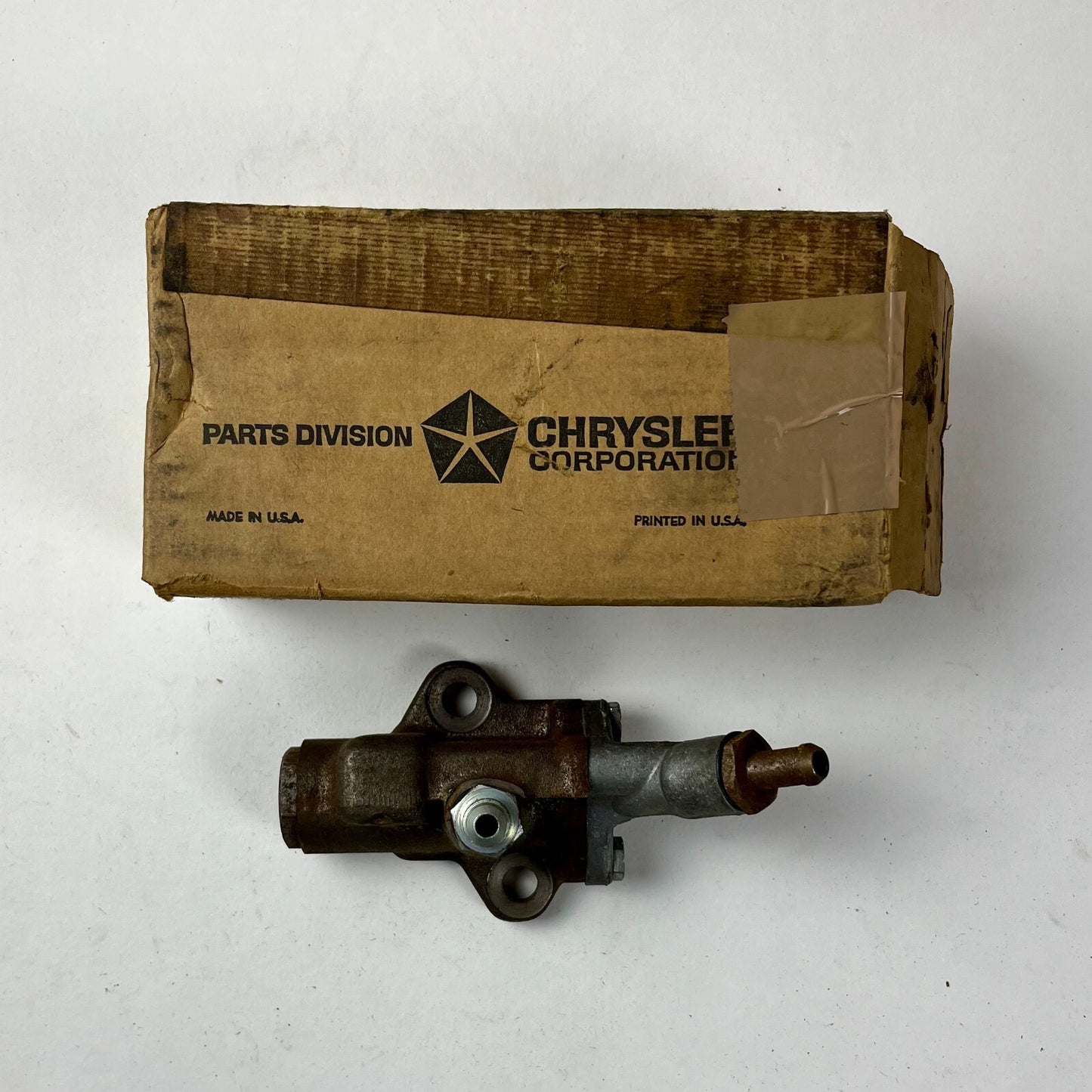 NOS Mopar Power Steering Gear Valve 1965-71 Models #2537390