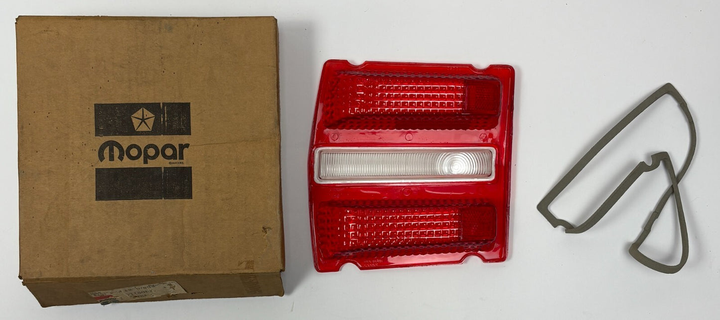 New Old Stock Right Tail Lens for 1968 Dodge Models Mopar #2809114