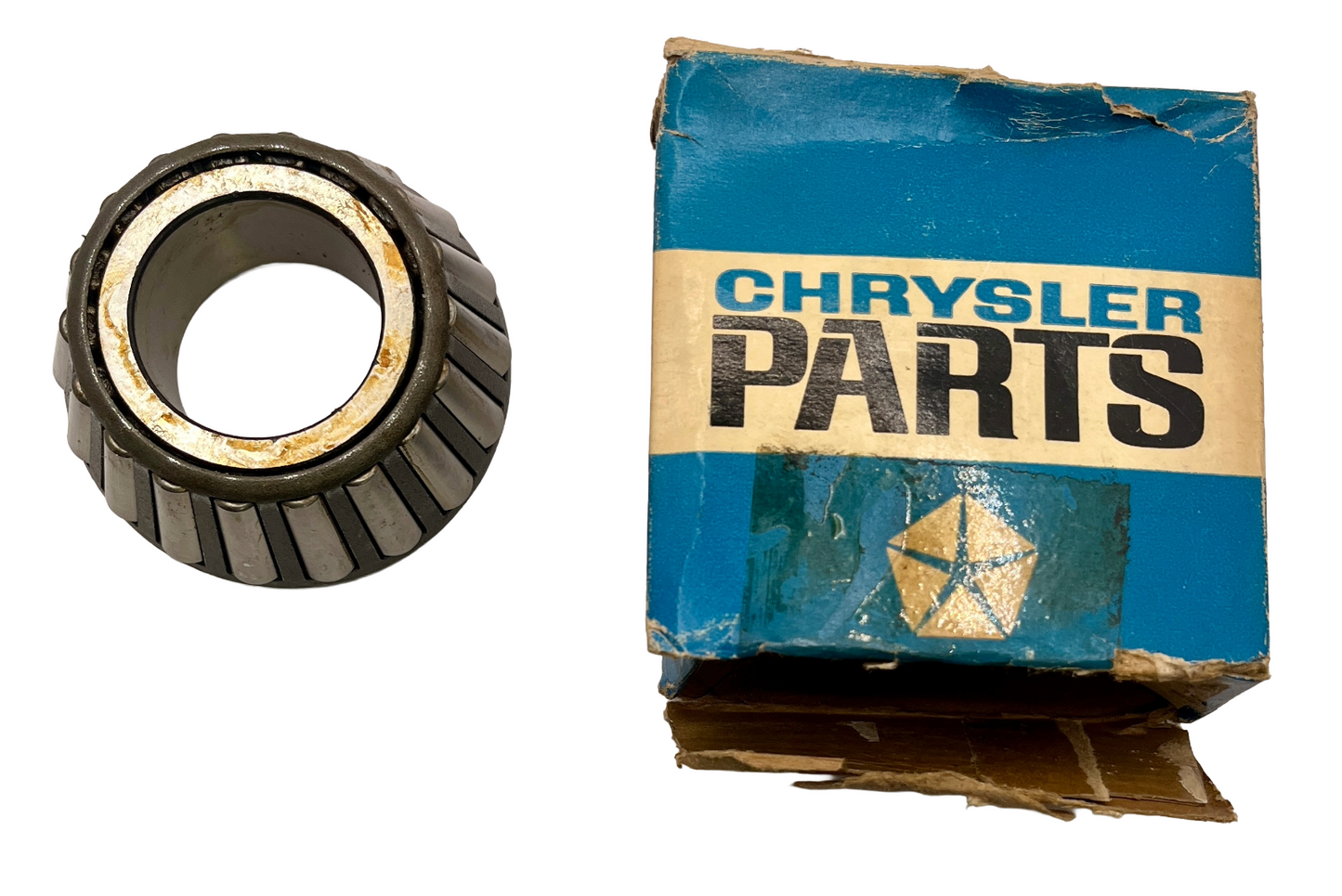 New Old Stock Rear Drive Pinion Bearing Cone & Roller for 1951-69 Mopar #1401809