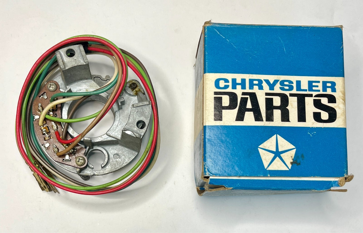New Old Stock Turn Signal Switch for 1960-62 Manual Models Mopar #1972196