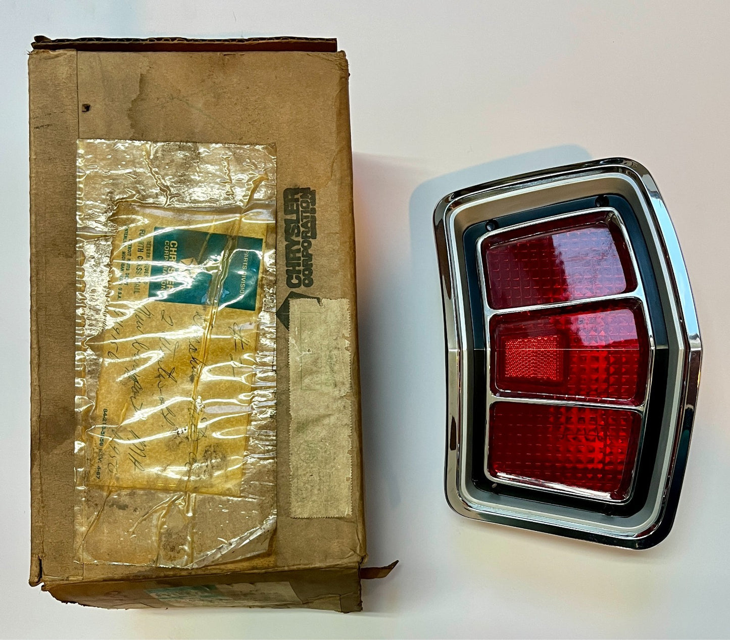 New Old Stock Right Quarter Panel Tail Lamp for 1968 Dodge Models #2853522