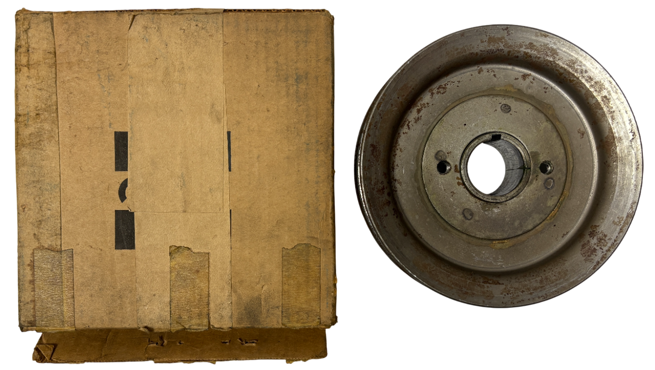 New Old Stock Lower Fan Drive Pulley for 1954-56 Dodge Truck Models #1487137