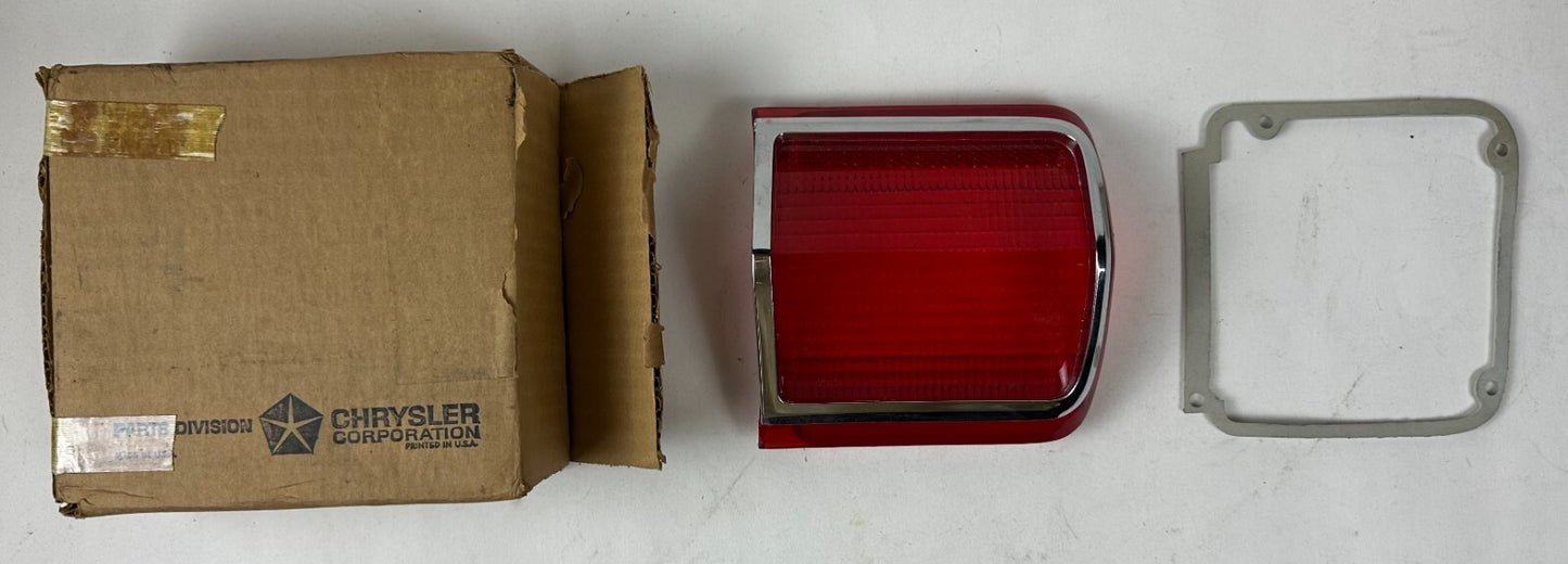 New old stock trail lens for 1965 Plymouth Mopar #2525526