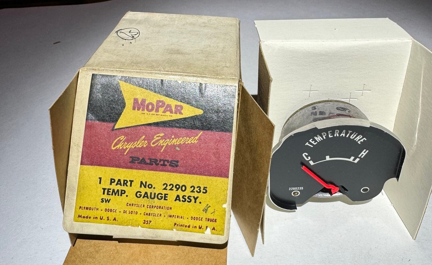 NOS Temperature Gauge for 1963 Plymouth Valiant Chrysler part number 2290235