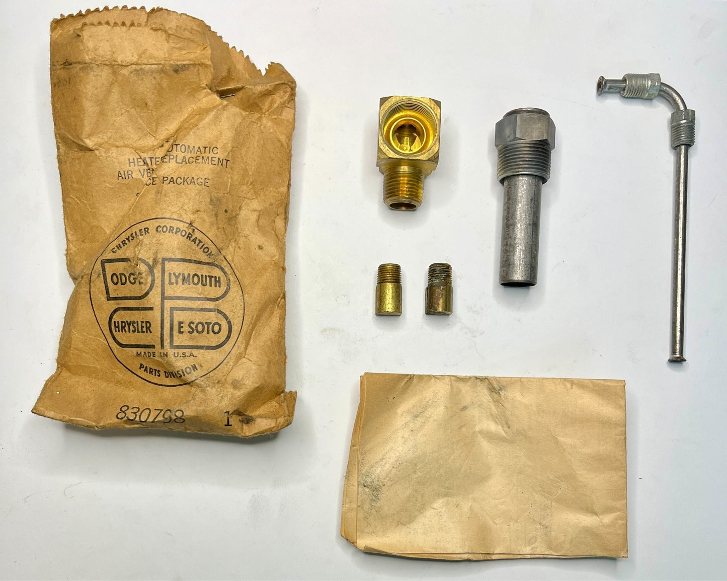 New Old Stock Auto Air Vent Heater Repair Pkg. for 1940-42 Models #830798
