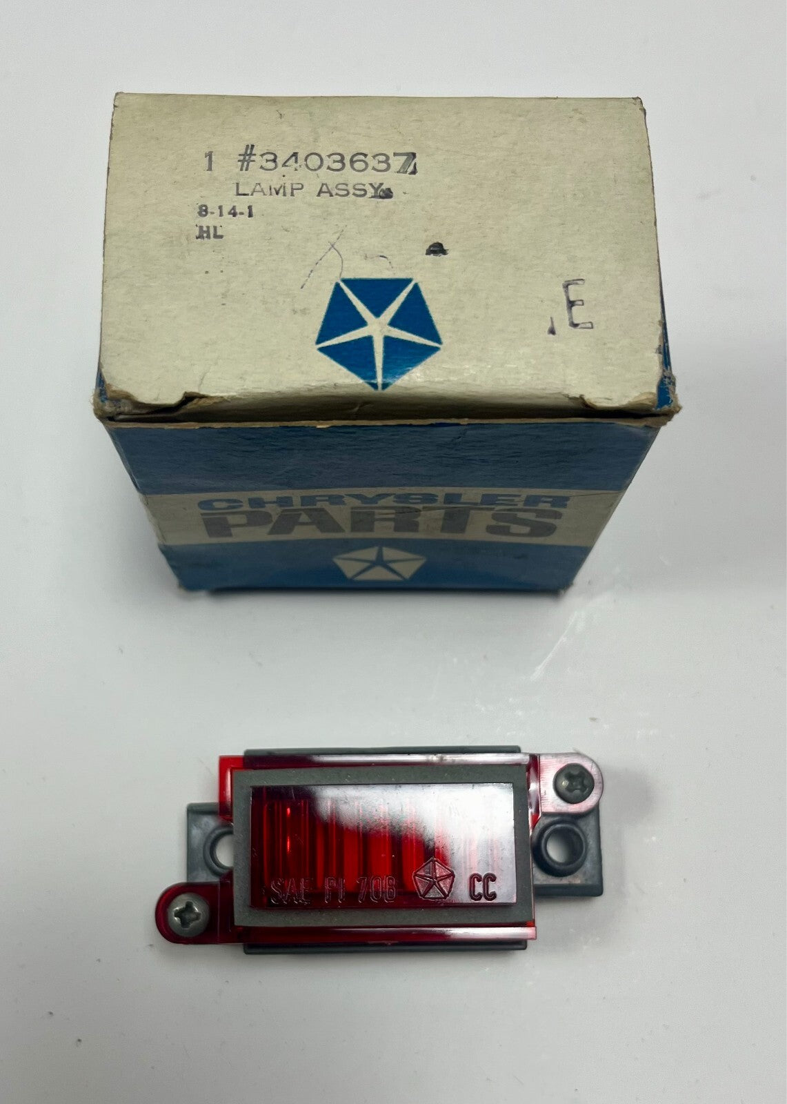 NOS Rear Side Marker Light for 1970 Plymouth Barracuda 1970-1971 Fury 3403637