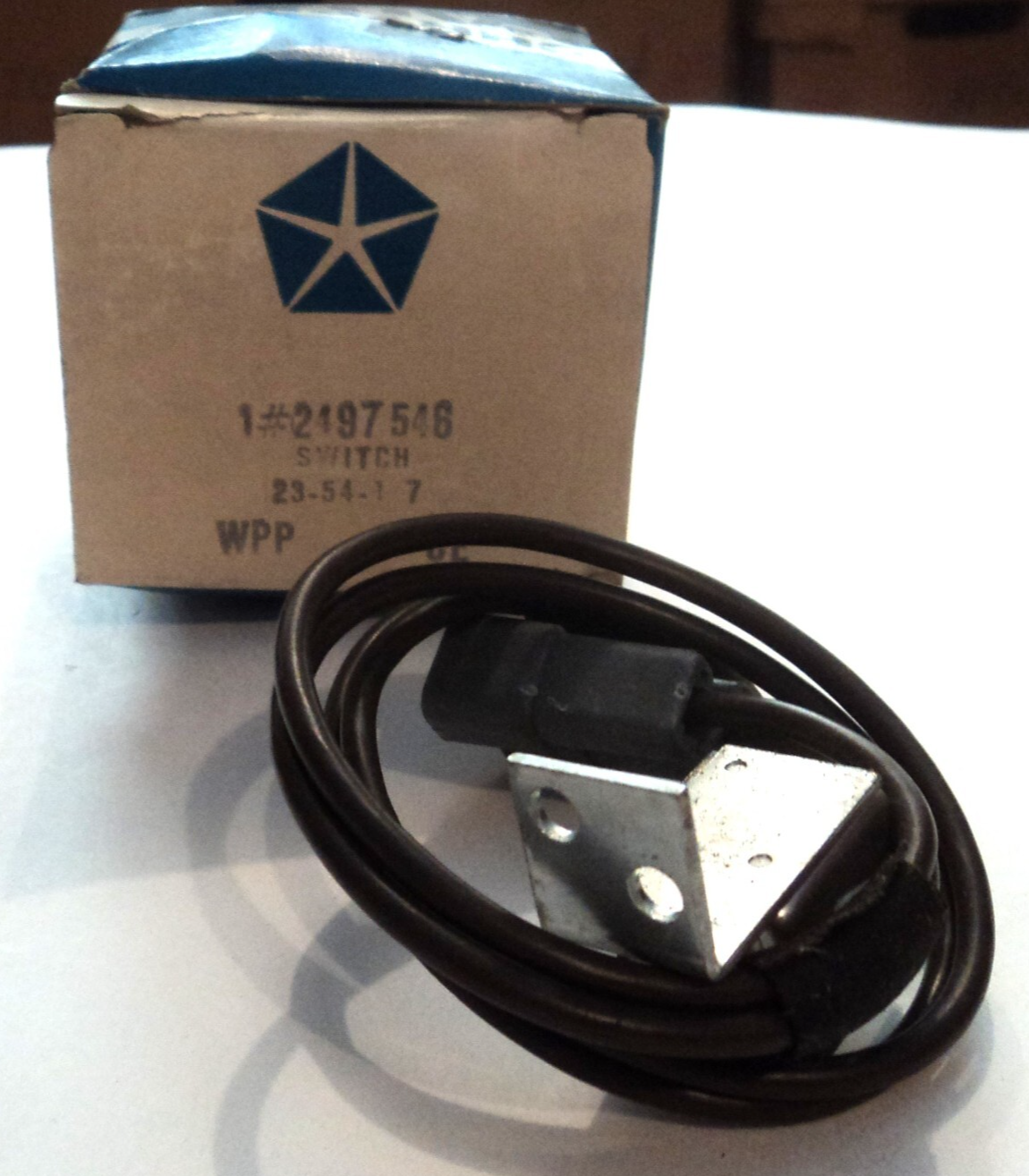 Tailgate Window Lift Switch NOS for 1965-66 Wagon Models #2497546