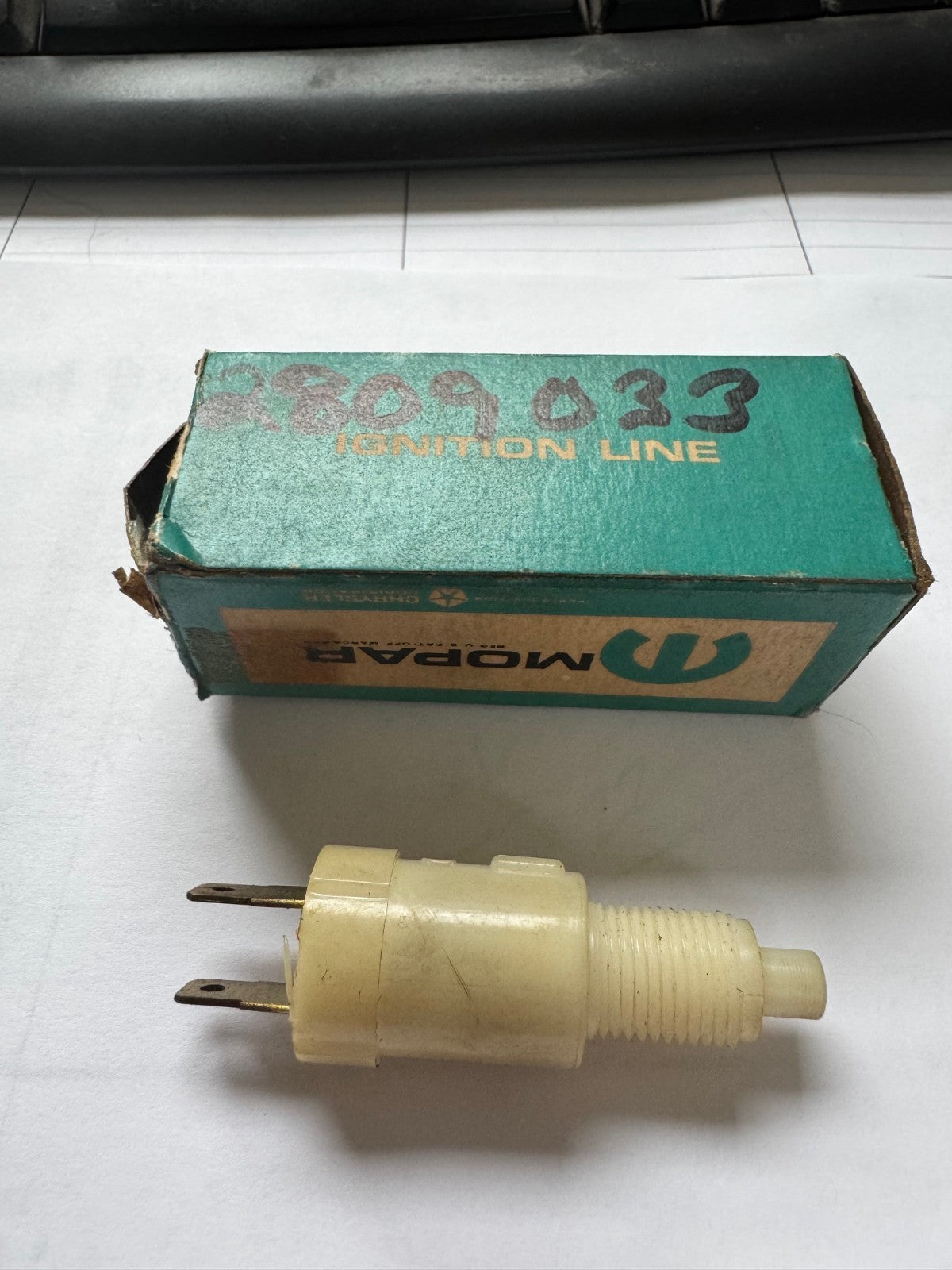 1967-1974 Dodge Chrysler Plymouth Brake Light Lamp Switch 2809033 NOS.