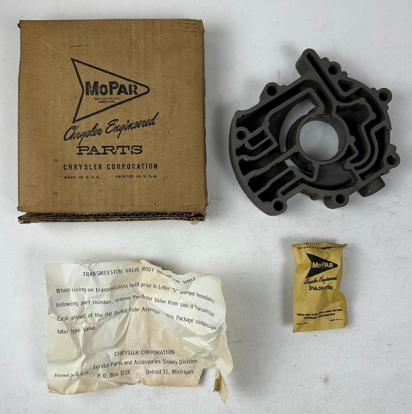 NOS Mopar Transmission Valve Body 1953-61 Powerflite Transmission #1643243
