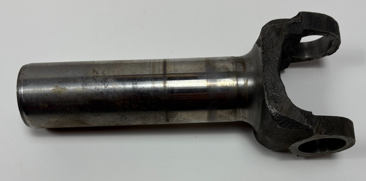 New Old Stock Drive Shaft Sliding Yoke for 1970-76 Car Models Mopar #2852323