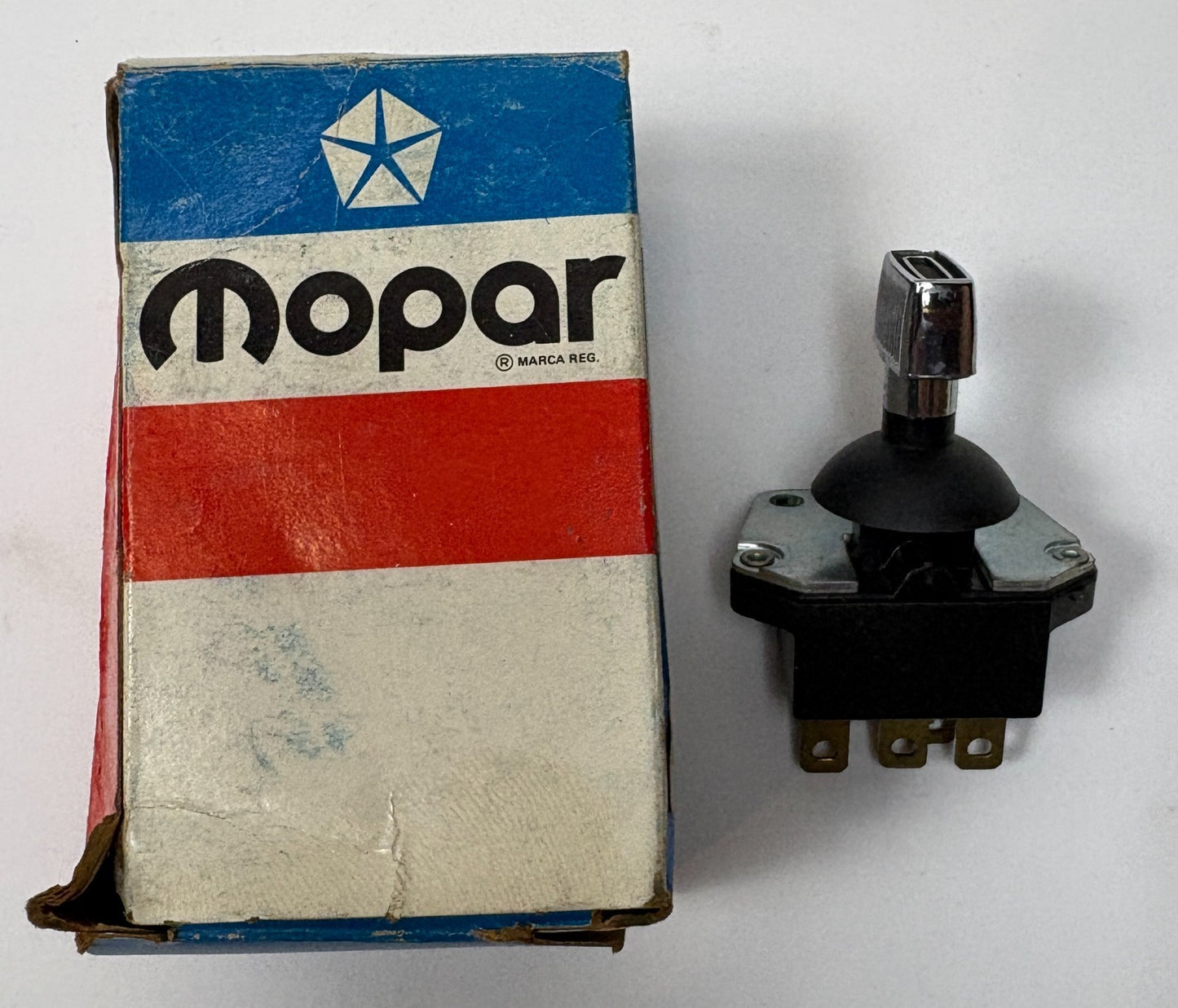 New Old Stock Tailgate Window Switch for 1974-77 Models Mopar #3746543
