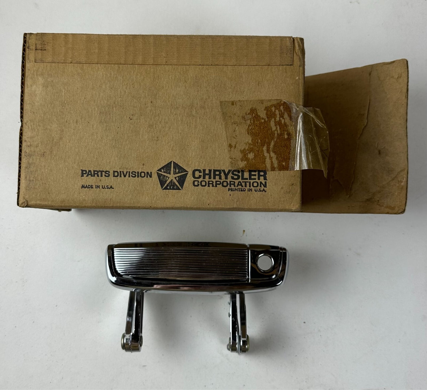 NOS Mopar Right Front Outside Door Handle Many 1960-3 #1961600