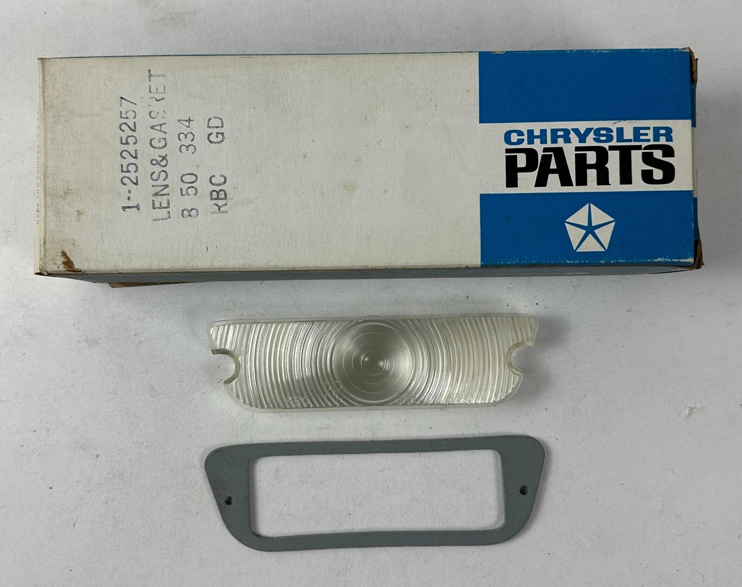 New Old Stock Park Lens for 1965 Dodge Polara & Monaco Models Mopar #2525257
