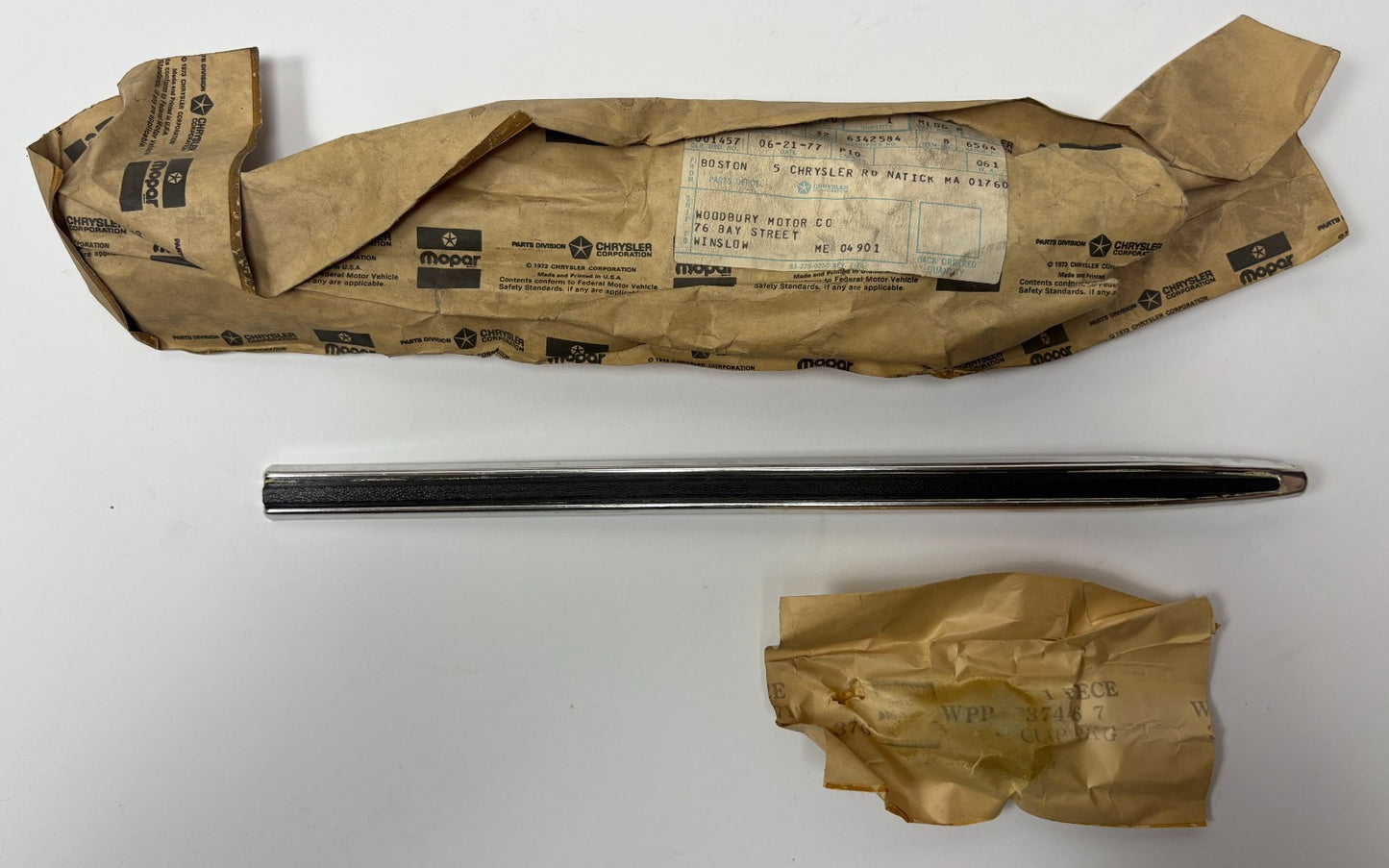 New Old Stock Fender Side Moulding for 1975-76 Models Mopar #3879100