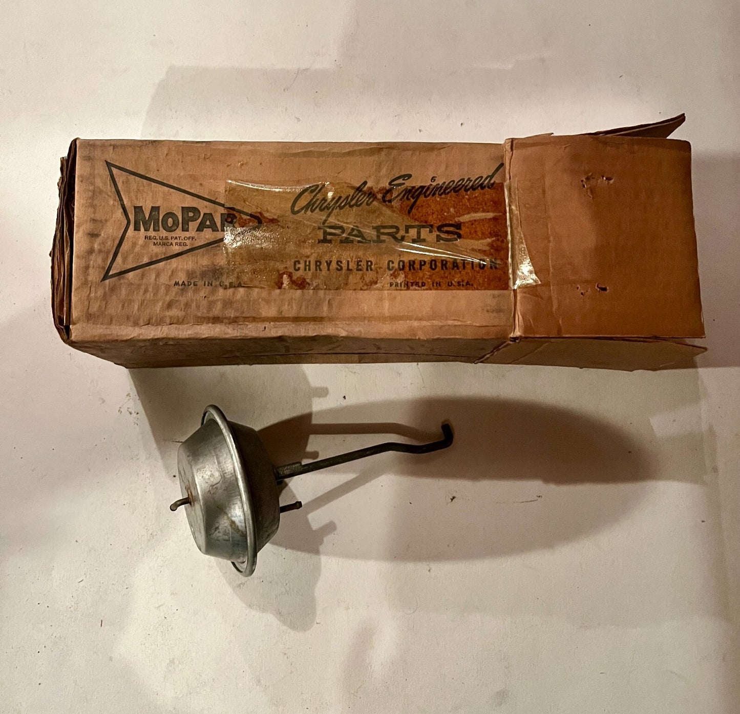 NOS Mopar 1959 Thru 1966 Full Size Defroster Door Actuator #2197452