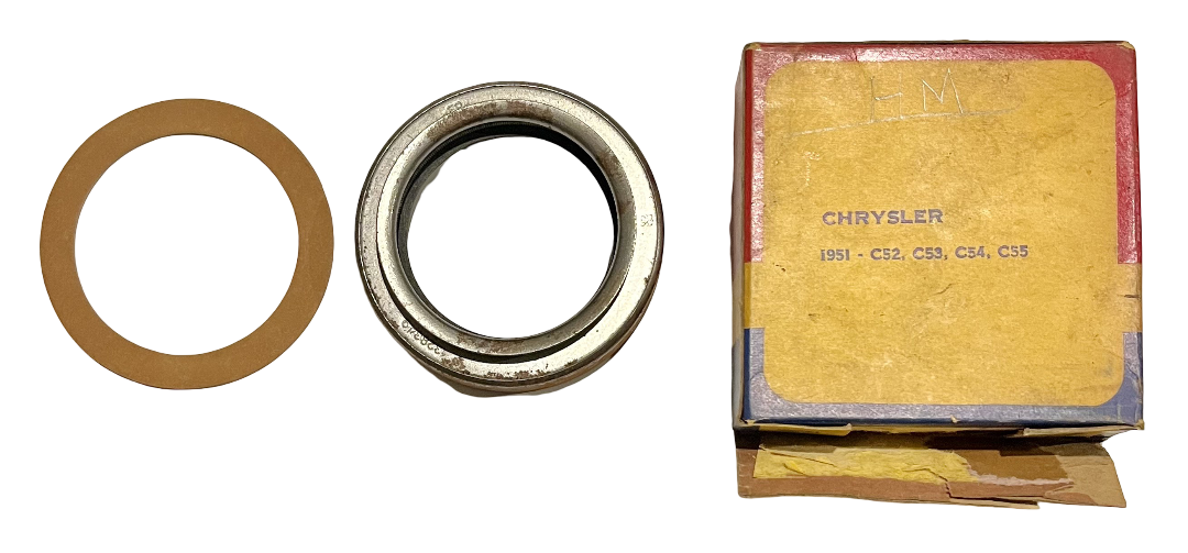 New Old Stock Chain Case Oil Seal with Gasket for 1951-54 8 Cyl Models #1450142