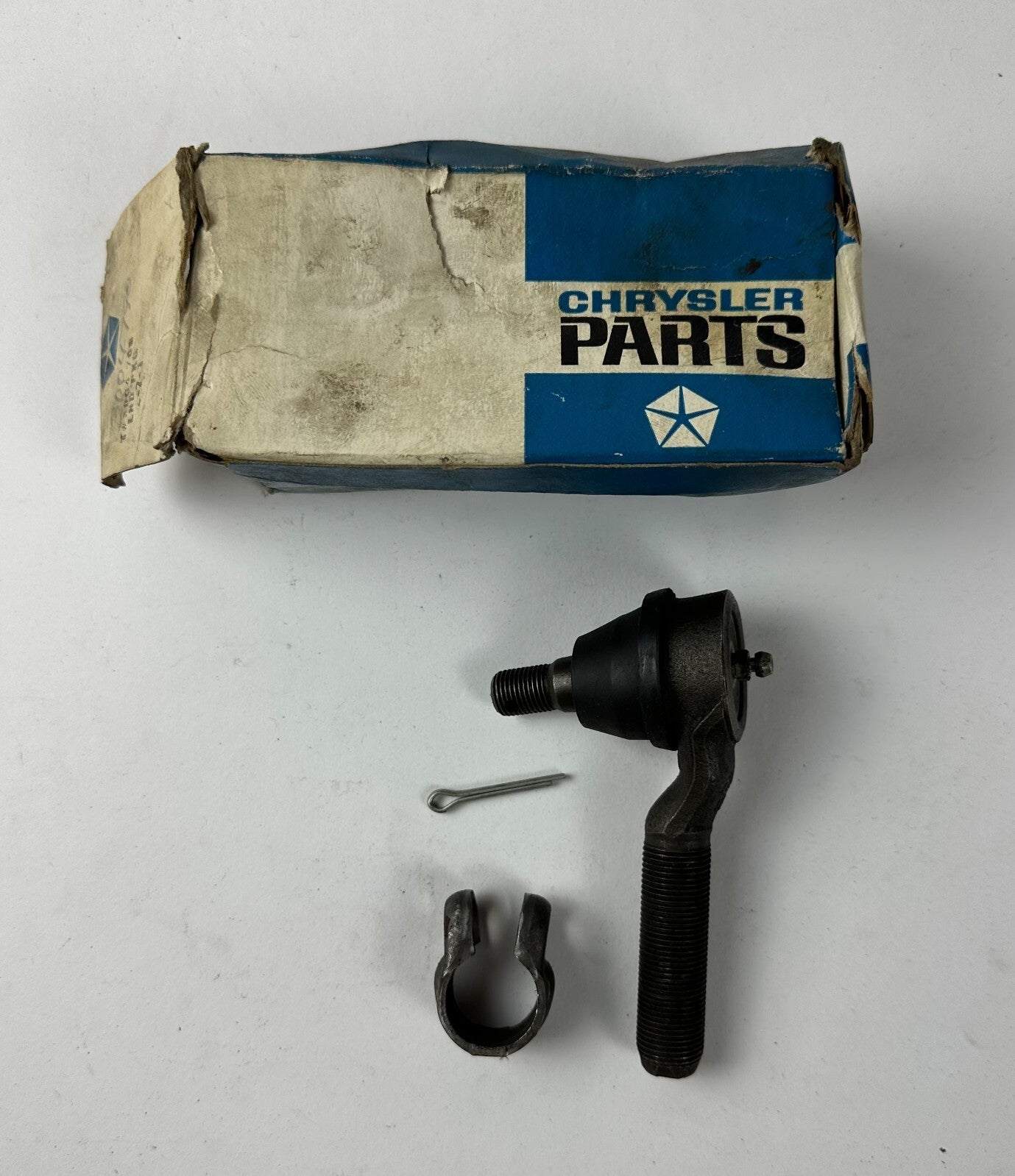 New Old Stock Outer Tie Rod for 1962-69 Plymouth & Dodge Models Mopar #3004790