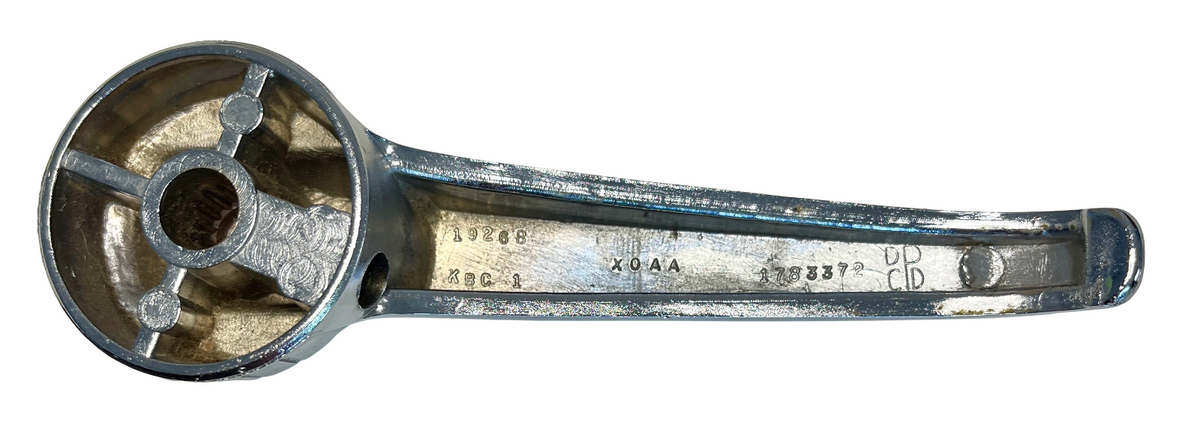 New Old Stock Handle for 1961-62 DW100-700 Models Mopar #2584586
