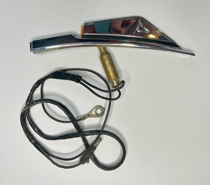 New Old Stock Right Turn Signal Indicator Lamp for 1967 Dodge Dart GT #2606868