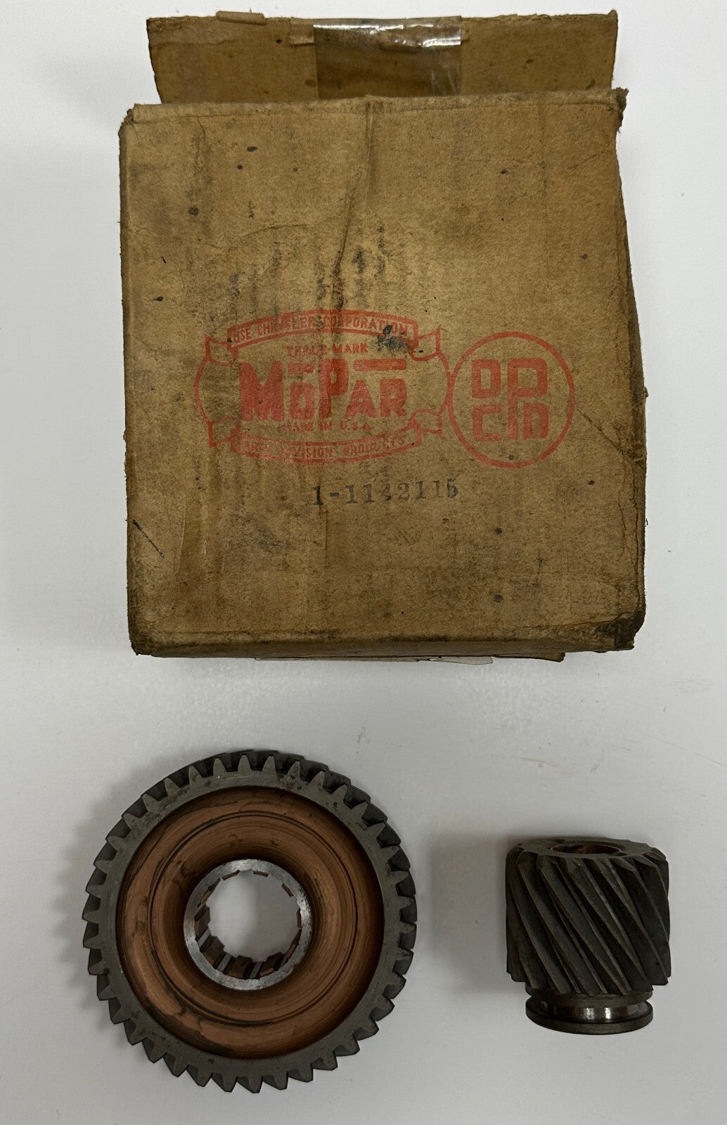 New Old Stock Reverse Idler Gear for 1946-48 Underdrive Models Mopar #1142115