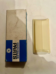 NOS Mopar Dome Lamp Lens Most 1960-5 Plymouth Dodge DeSoto Chrysler #2166676