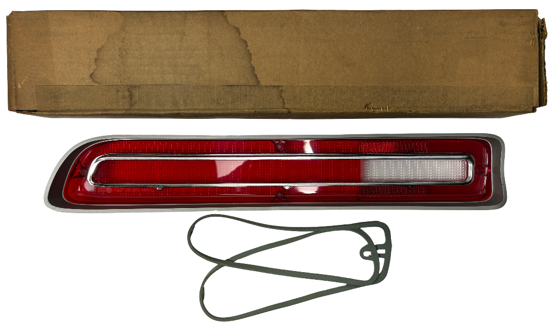New Old Stock Left Tail Lamp Lens with Bezel for 1970 Chrysler Newport #3420593