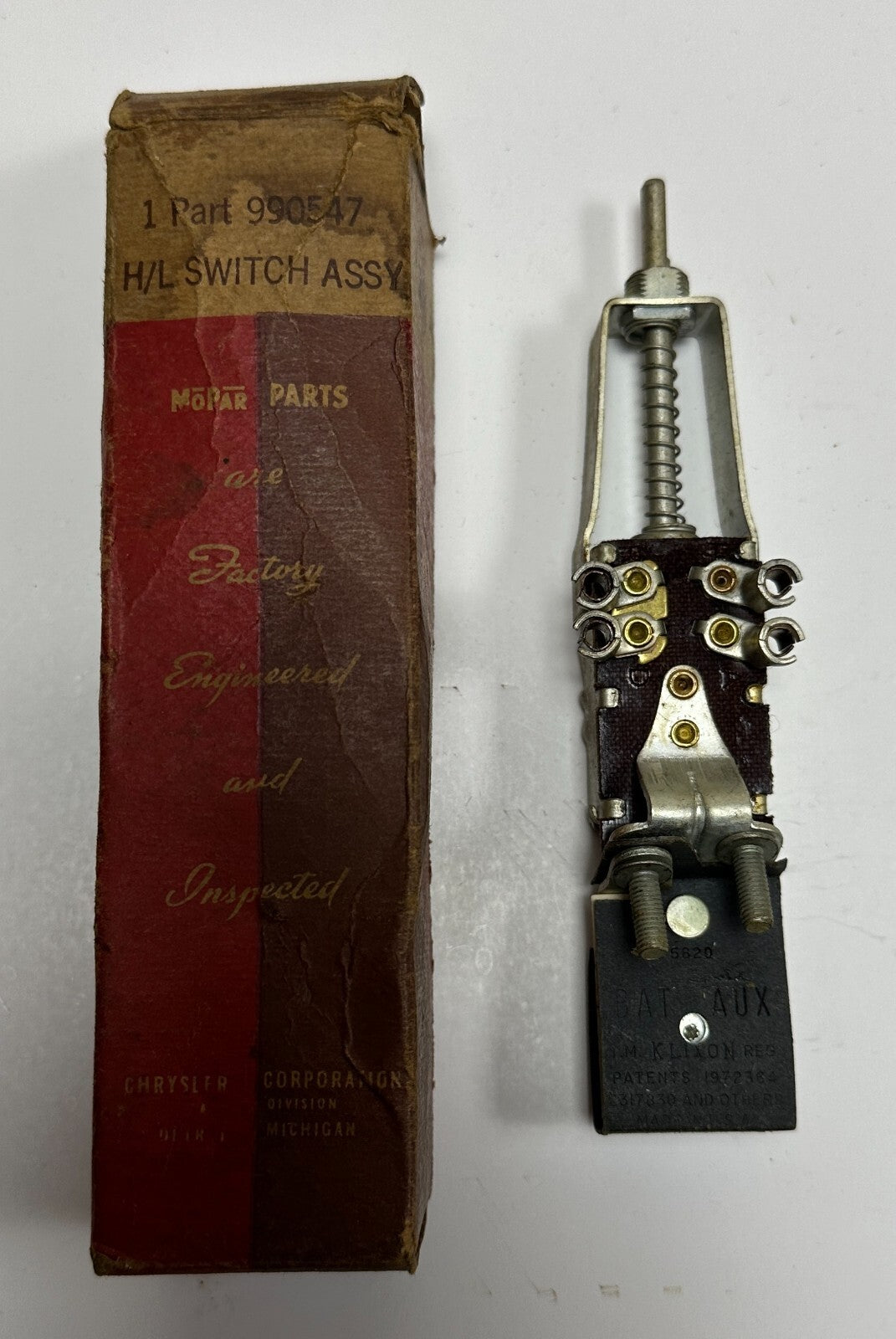New Old Stock Headlight Switch for 1939-48 Models Mopar #990547