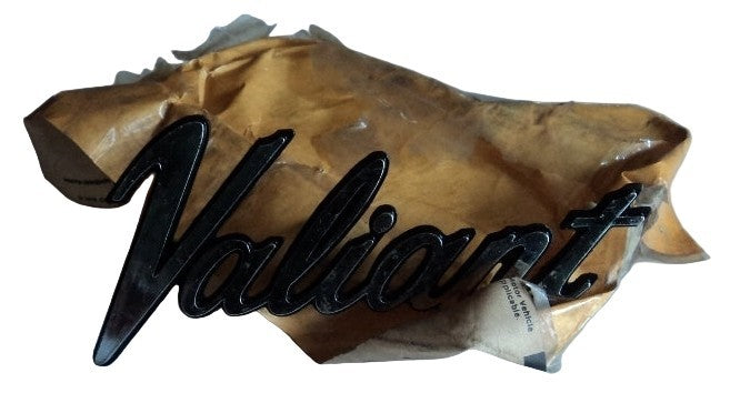 New Old Stock Valiant Emblem for 1970-74 Plymouth Valiant Models Mopar #3680462