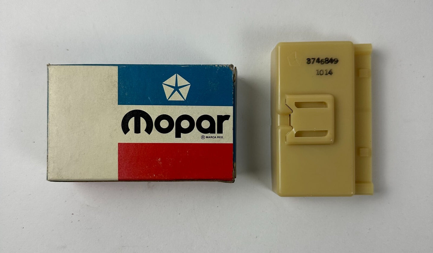 NOS Mopar Seat Belt Interlock Control Relay 1974-6 Models #3746849