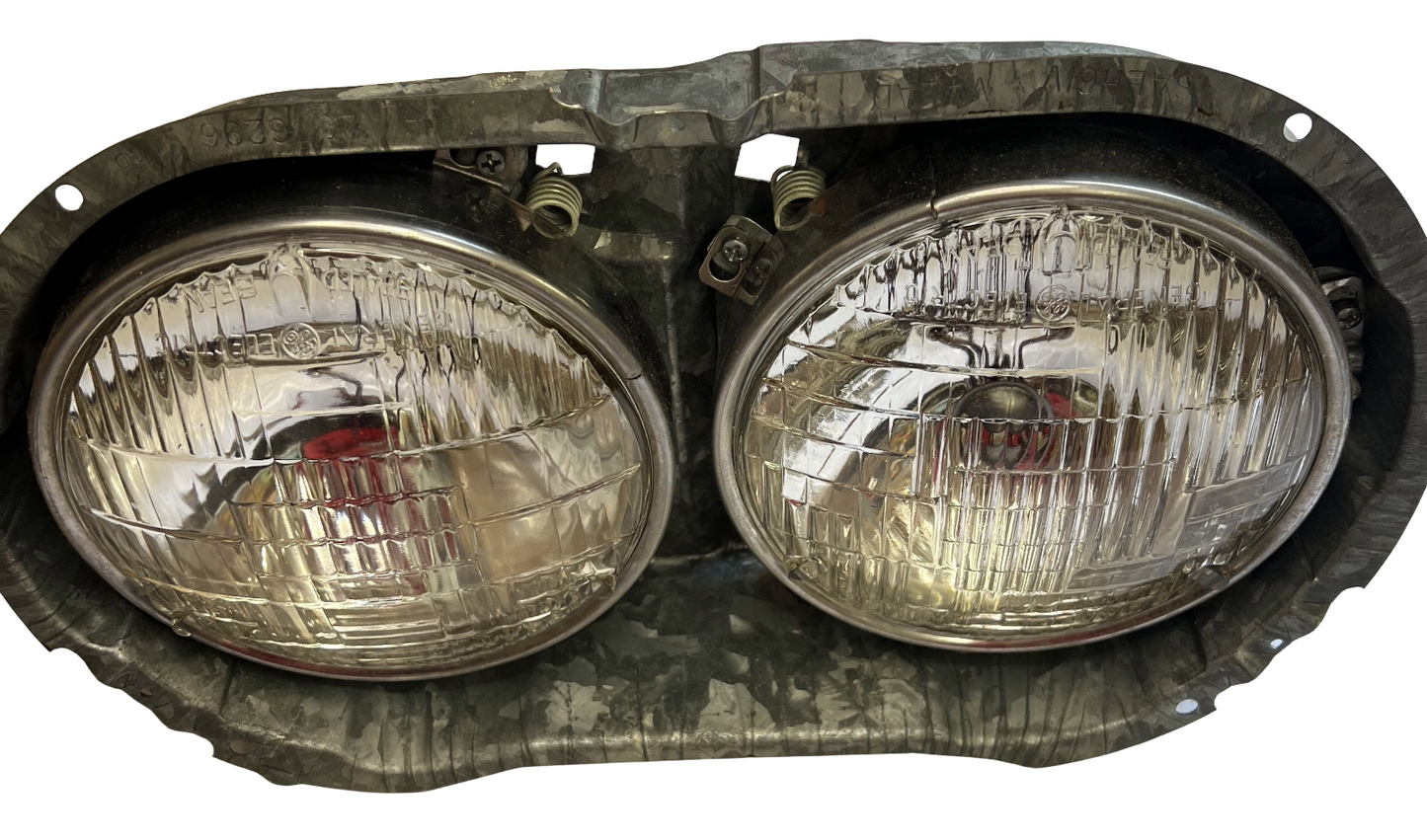 New Old Stock Right Dual Headlight Assembly 1960-1961 Plymouth Valiant #2076292