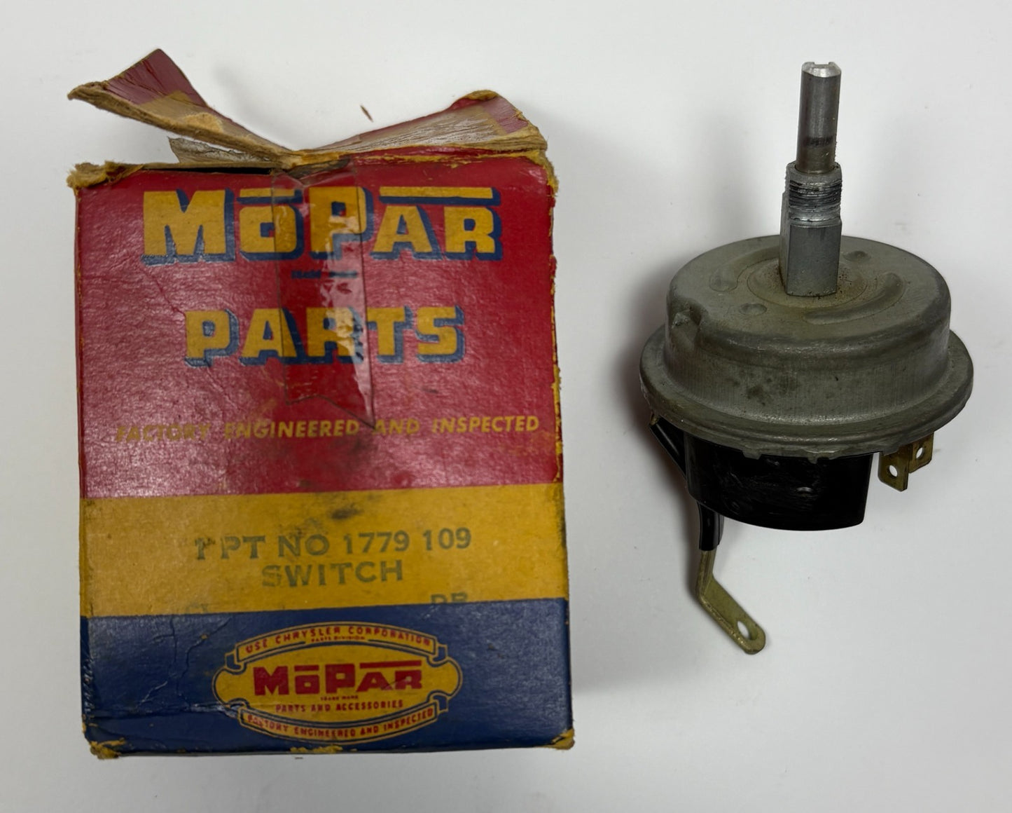 New Old Stock Variable Speed Wiper Switch for 1957-58 Plymouth Mopar #1779109