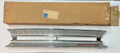 New Old Stock Grille for 1971 Plymouth Fury Models Mopar #3442409