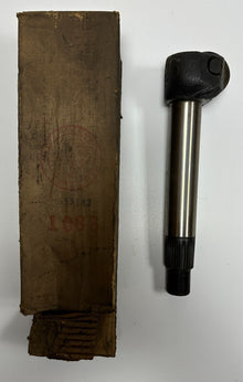 New Old Stock Steering Shaft & Roller for 1936-7 6 Cylinder Models Mopar #653182