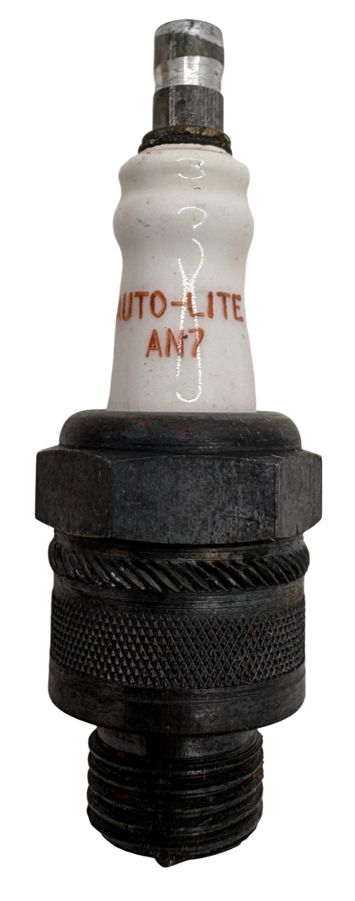 New Old Stock Auto-Lite Spark Plug AN-7 14mm Willys MB GPW #AN-7