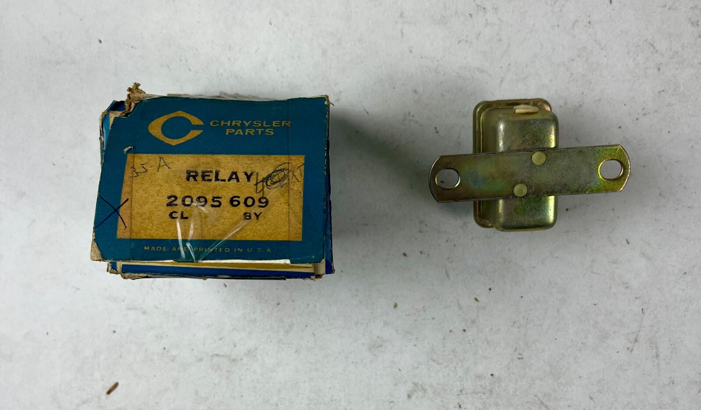New Old Stock Starter Relay For 1961-9 Manual Transmissions Mopar #2095609