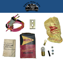 New Old Stock Underhood Lamp Pkg for 1962 Plymouth Dodge Chrysler #2258910