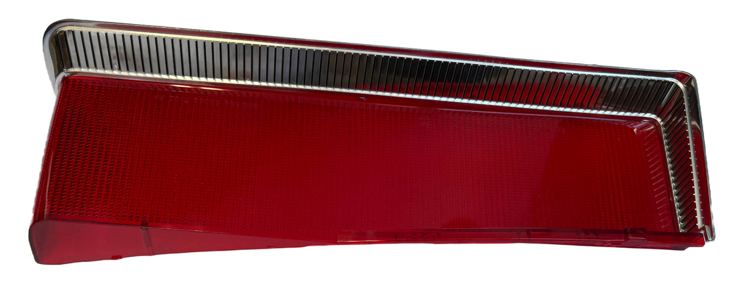 New Old Stock Inner Right Tail Light Lens For 1977 Chrysler LeBaron #3881588