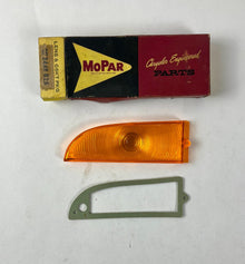 NOS Mopar Right Park Lens Right 1964-5 Plymouth Valiant & Signet #2448825