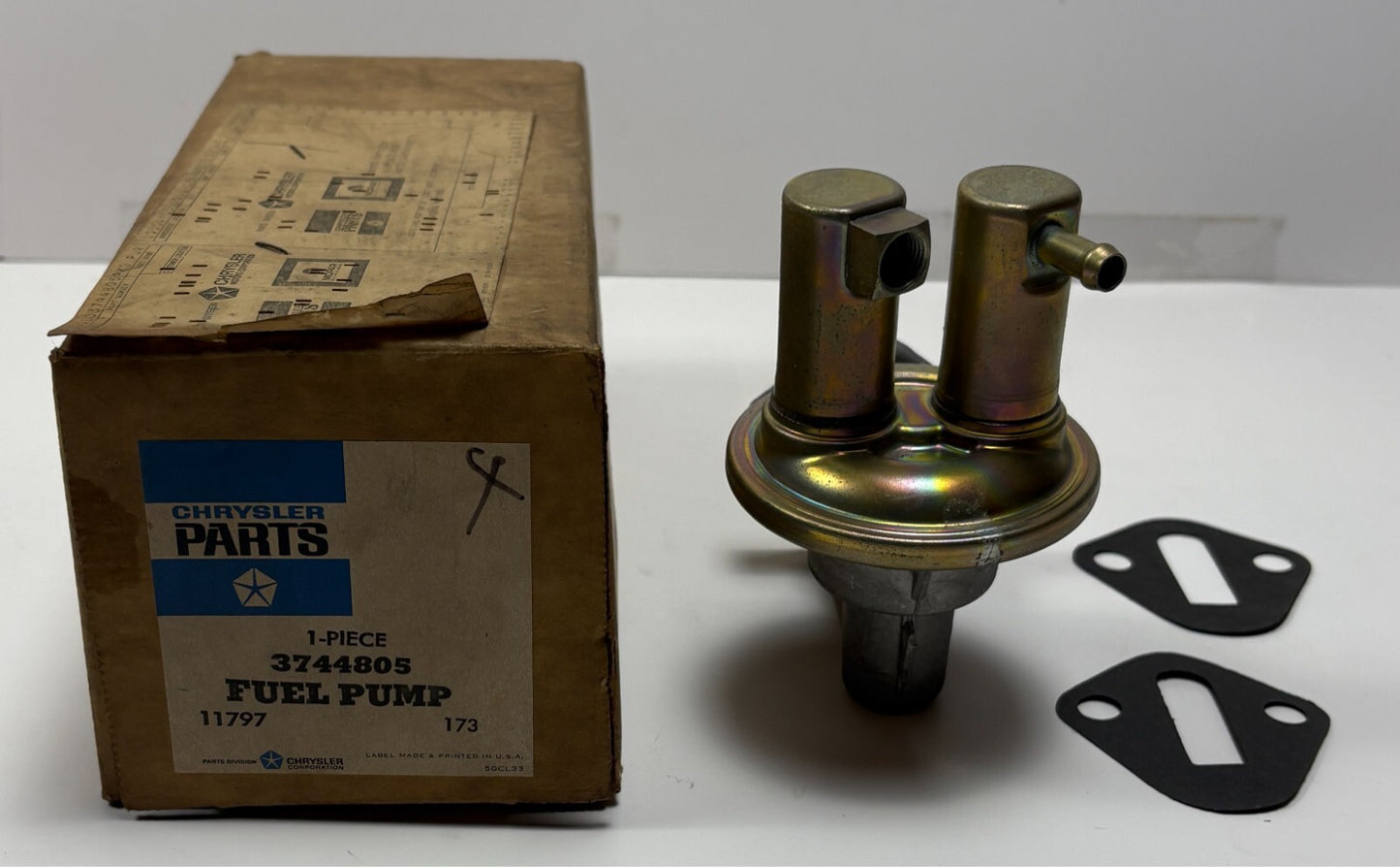 New Old Stock Fuel Pump for 1970-74 Small Block 8 Cylinder Models Mopar #3744805