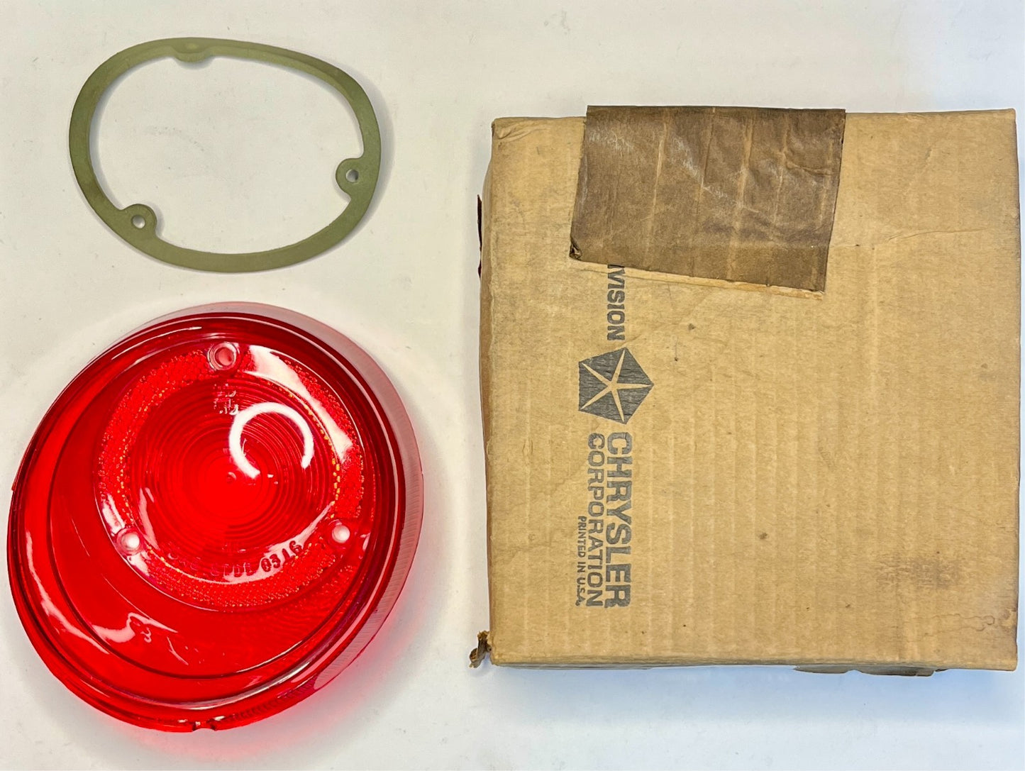 New Old Stock Right Tail Lens for 1963 Dodge Dart 170 Wagons Mopar #2421146