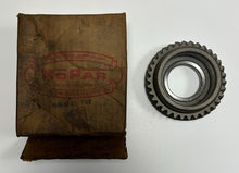 New Old Stock Counter Shaft Free Wheeling Gear for 1946-54 Models Mopar #1323708