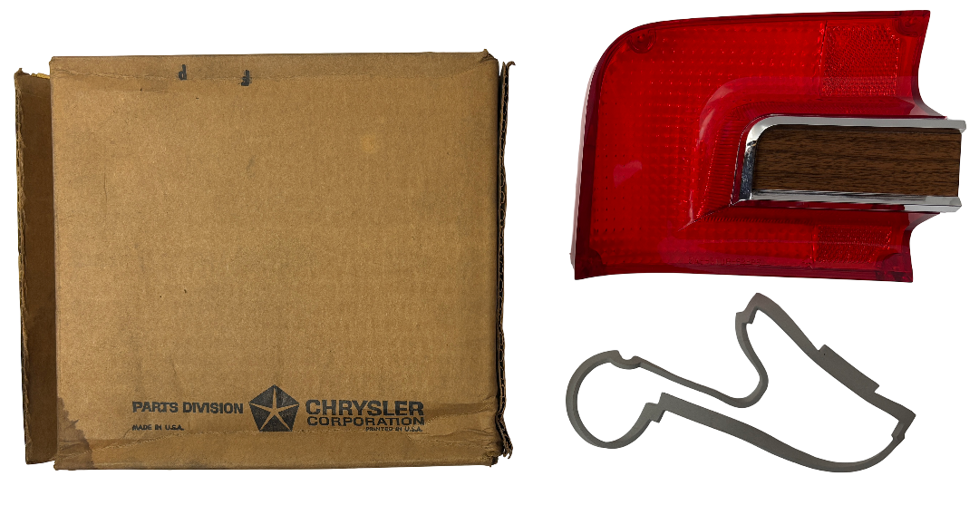 New Old Stock Left Taillight Lens w/ Gasket for 1968 Plymouth Fury III #2809159
