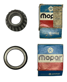 New Old Stock Differential Drive Pinion Front Bearing & Race #1799299 & 1799300