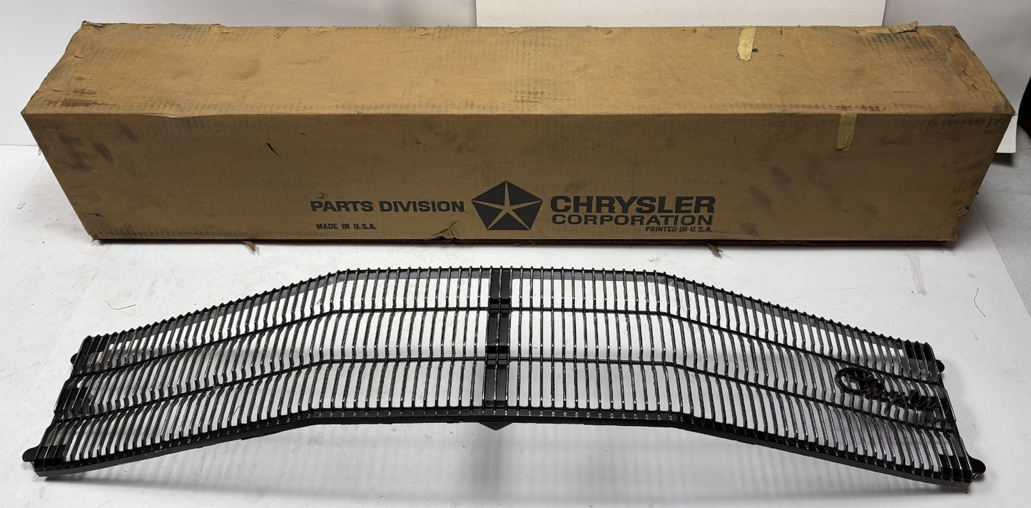 New Old Stock Radiator Grille for 1970 Chrysler Newport #2949683