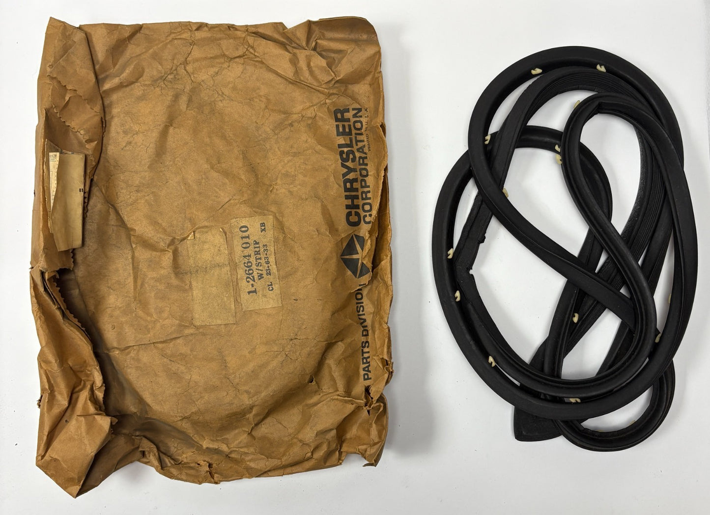 New Old Stock Right Rear Door Weatherstrip for 1966-68 C Body Wagons #2664010