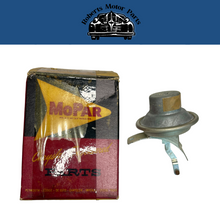 New Old Stock Vacuum Advance Unit for 1962-68 Models Mopar #2084893